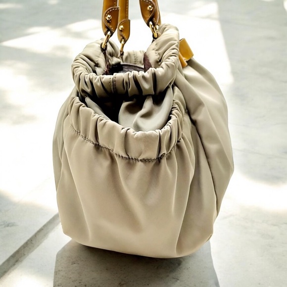 Salvatore Ferragamo Signature Ribbon Nylon Bag 😍💛 - Picture 3 of 11